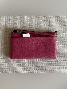 Michael Kors Jet Set Pebbled Leather Convertible Wrislet